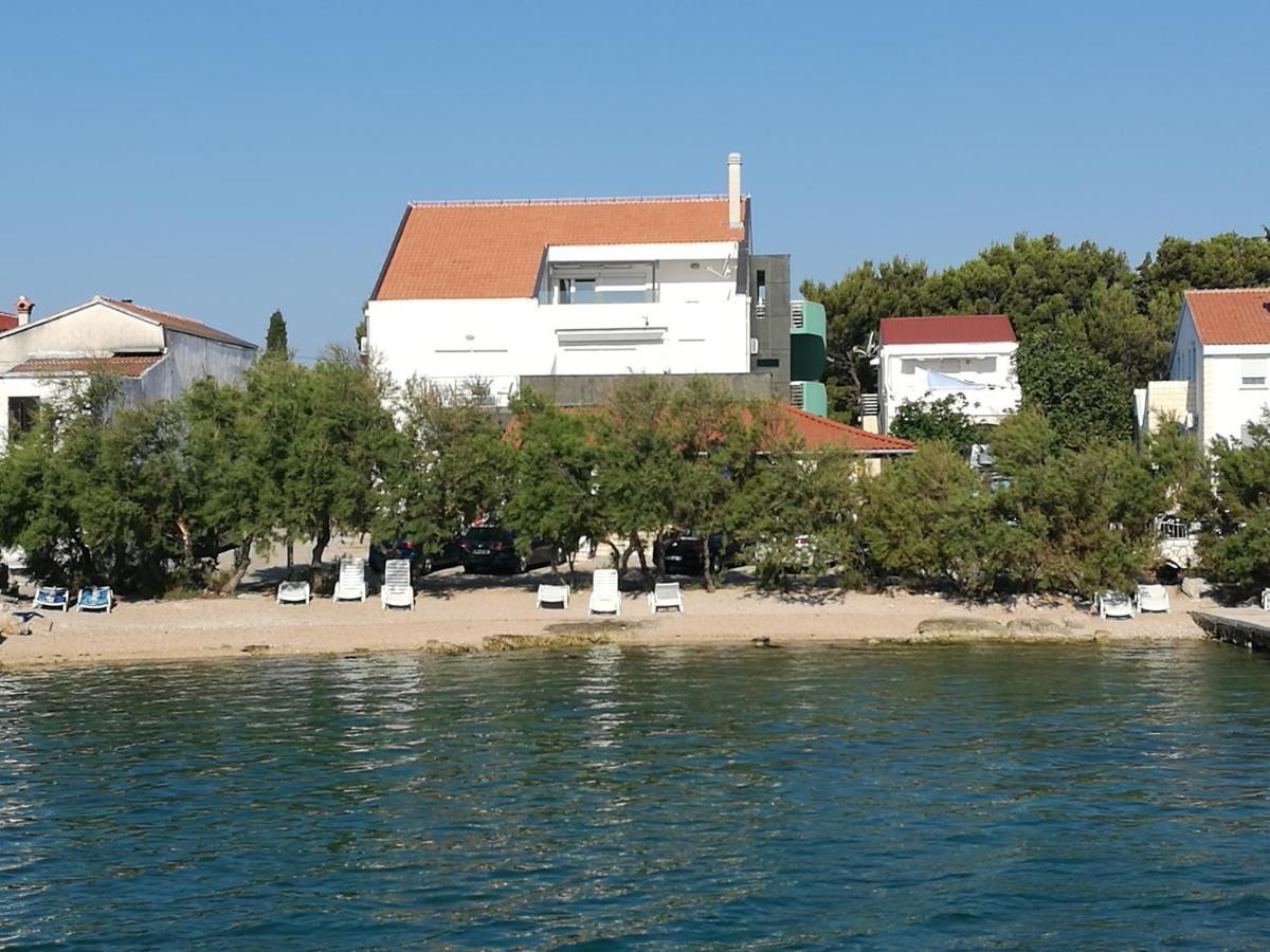 Aparthotel Lantina Betina  Exterior foto