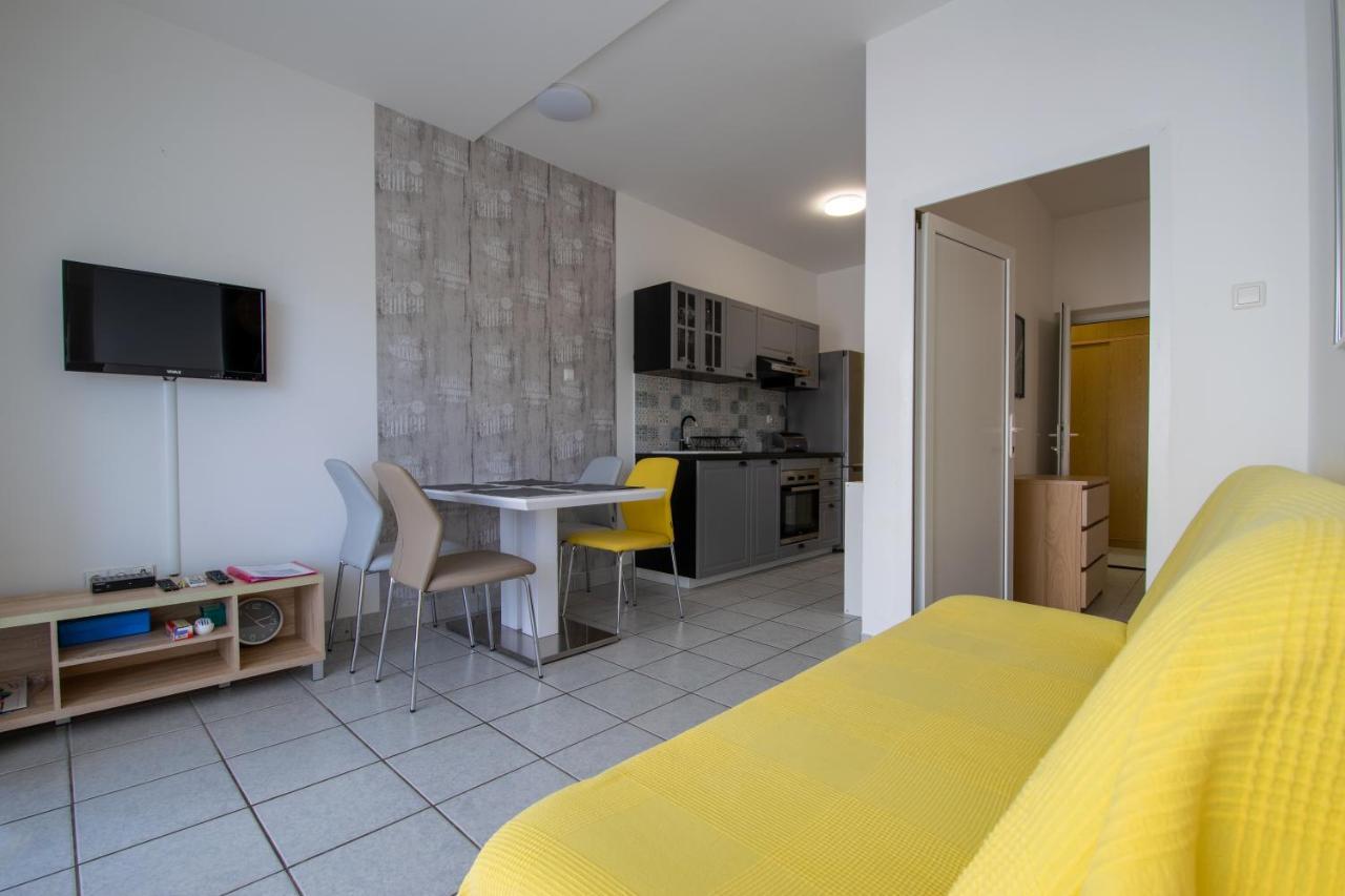 Aparthotel Lantina Betina  Exterior foto