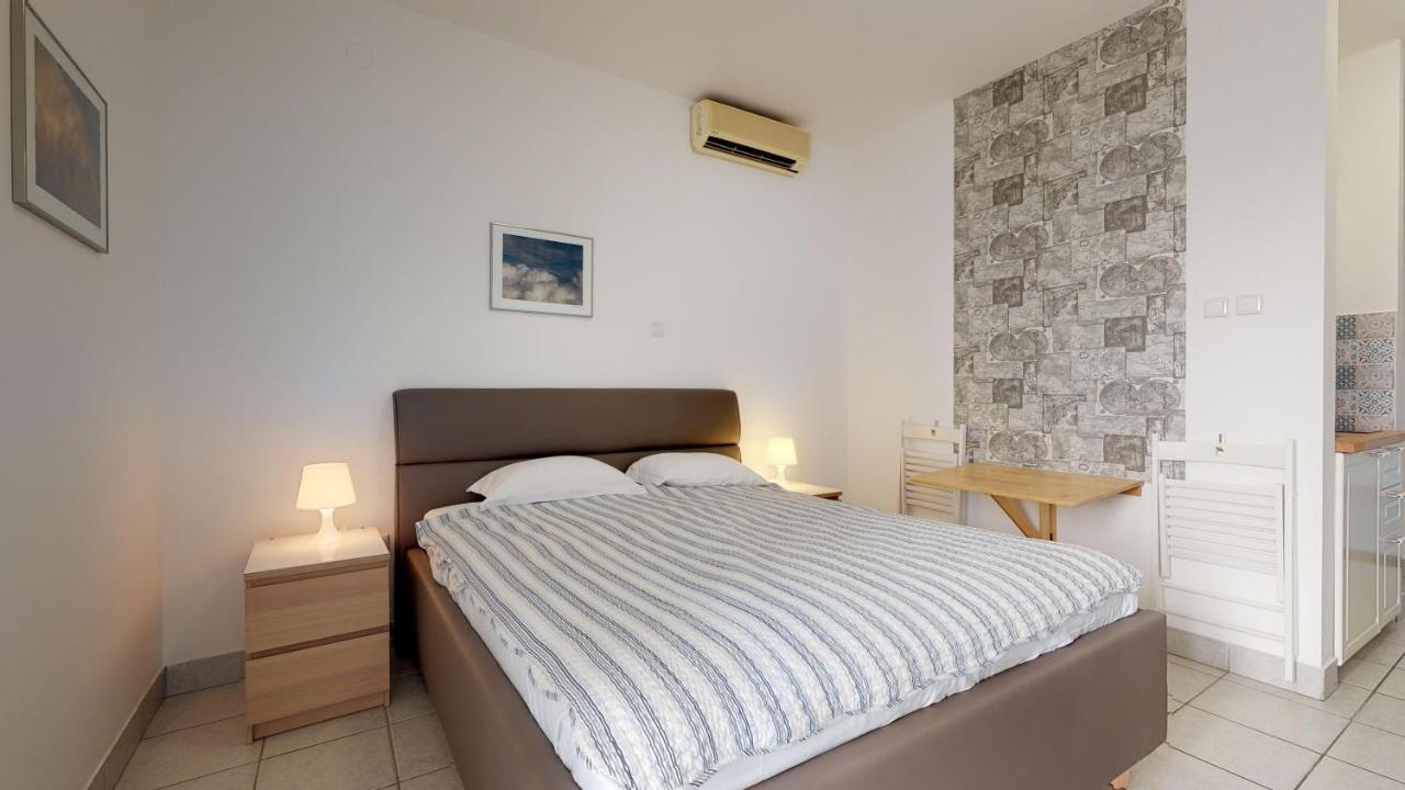 Aparthotel Lantina Betina  Exterior foto
