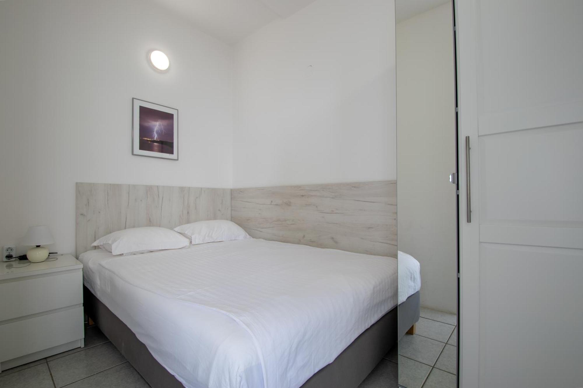 Aparthotel Lantina Betina  Cameră foto